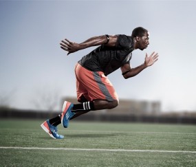 开云体育在线-跨界巅峰，当NBA国王决战尼克斯，F1赛道上的贝恩时刻如何重写争冠剧本