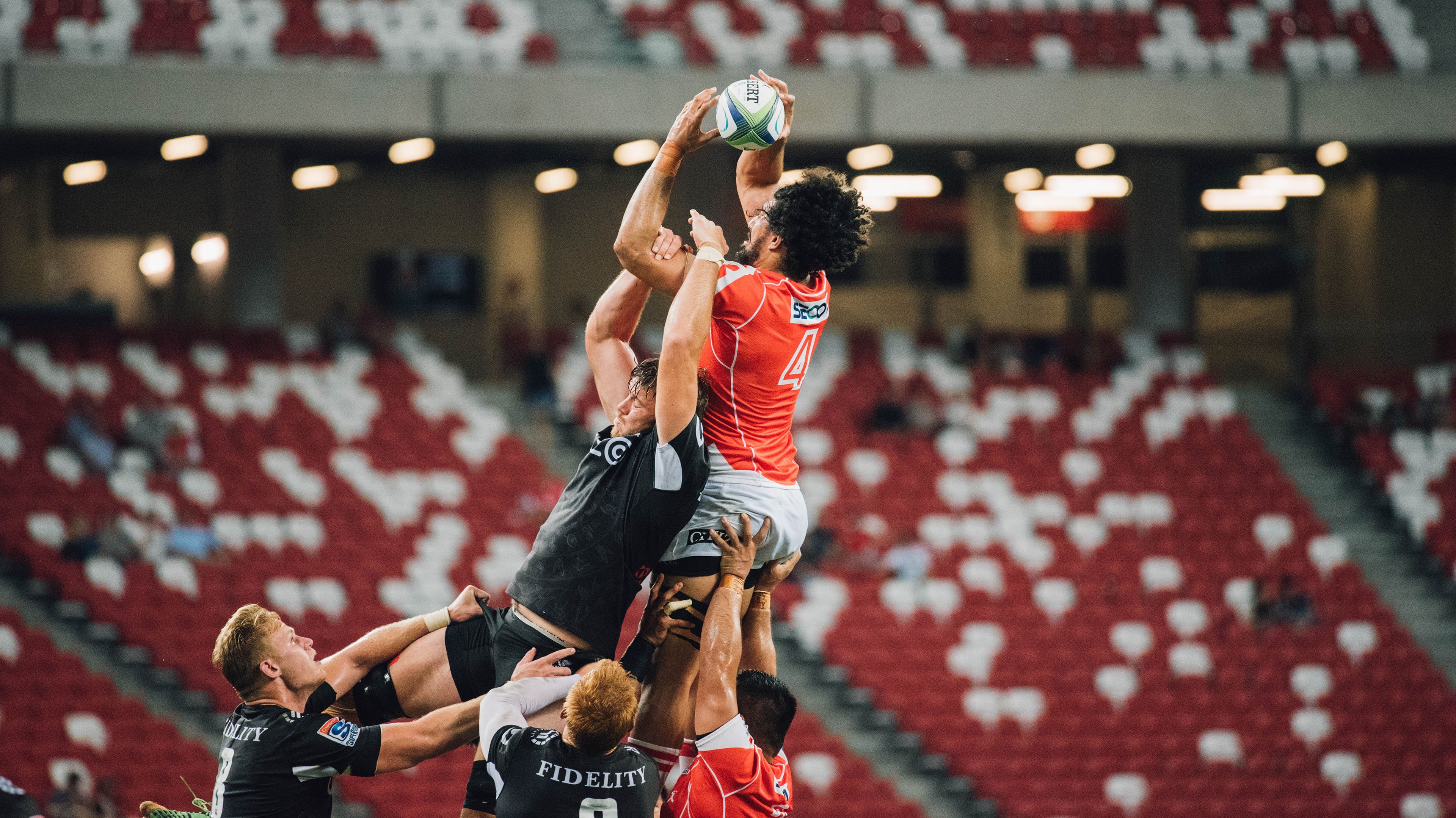 步行者险胜鹈鹕，伦纳德成为关键先生